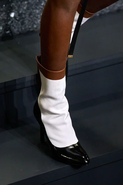 Look 5